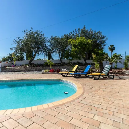 Looking To Landscape Sea View Private Pool *